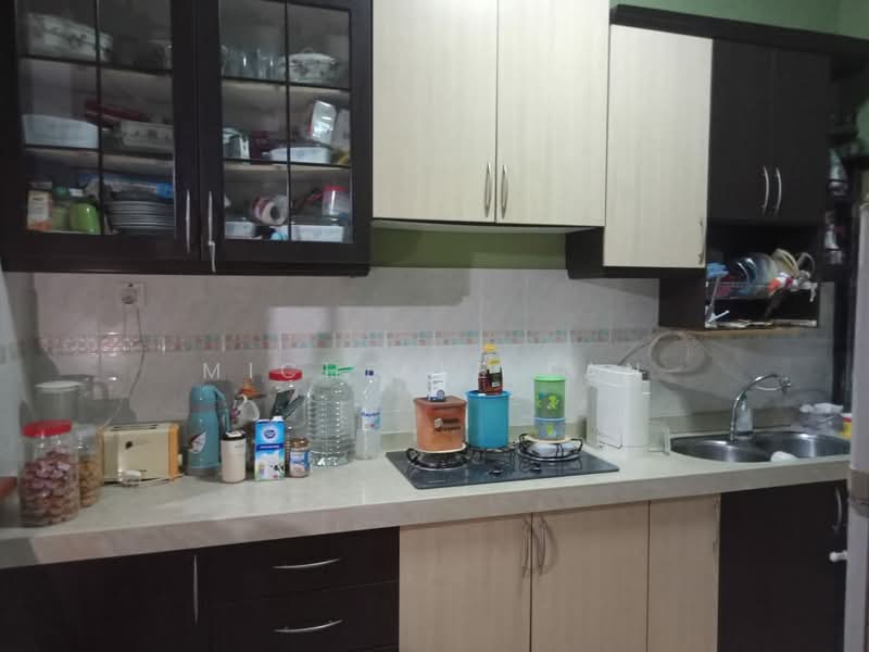 Townhouse for Sale in Alam Damai (Cheras) - Michelle Tan - Kitchen - PropertyGuru.com.my