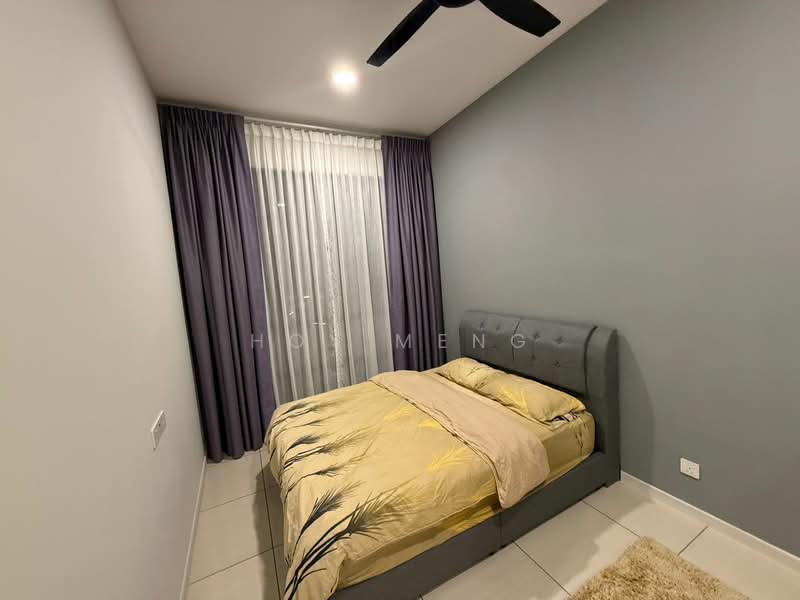 Kondominium untuk Disewa di Queens Residences Q1 @ Queens Waterfront - Hoy Meng - Bedroom - PropertyGuru.com.my