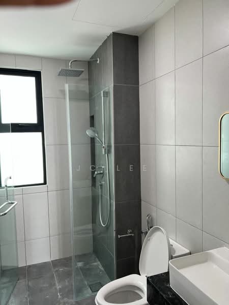 Servis Apartment untuk Disewa di Ruby Seapark - Jc Lee - Bathroom - PropertyGuru.com.my