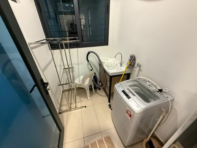 Condominium for Sale at Queens Residences Q1 @ Queens Waterfront - Hoy Meng - PropertyGuru.com.my