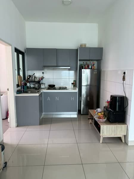 Condominium for Rent at Parkhill Residence - Ian Hee - Kitchen - PropertyGuru.com.my