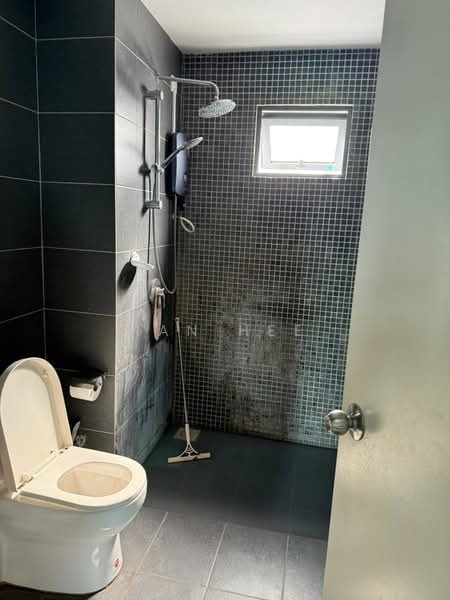Condominium for Rent at Parkhill Residence - Ian Hee - Bathroom - PropertyGuru.com.my