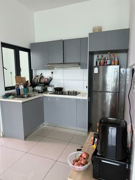 Condominium for Rent at Parkhill Residence - Ian Hee - Kitchen - PropertyGuru.com.my