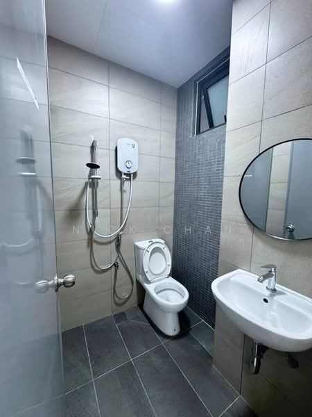 Pangsapuri untuk Dijual di D7 (D'Seven Lagoon Perdana) - Nick Chan - Bathroom - PropertyGuru.com.my