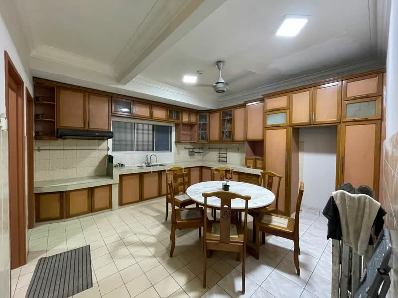 2-storey Terraced House for Sale in Sungai Buloh (Selangor) - Bill Lim - Kitchen - PropertyGuru.com.my