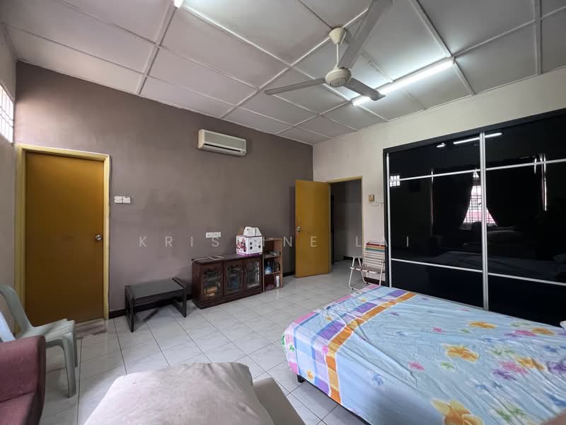 2-storey Terraced House for Sale in Mahkota Cheras (Cheras) - Kristine Lai - Bedroom - PropertyGuru.com.my