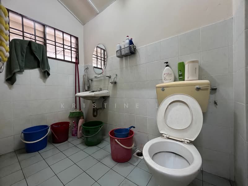 2-storey Terraced House for Sale in Mahkota Cheras (Cheras) - Kristine Lai - Bathroom - PropertyGuru.com.my