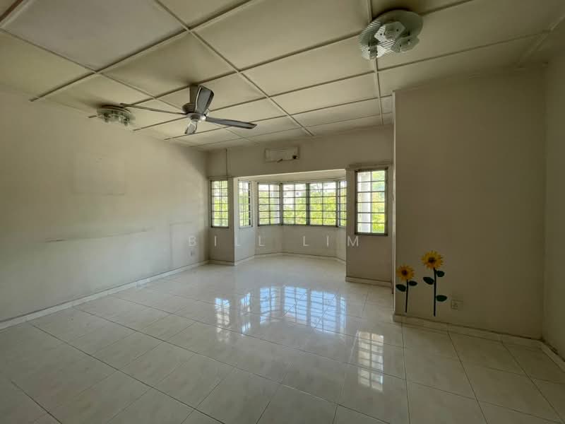 2-storey Terraced House for Sale in Sungai Buloh (Selangor) - Bill Lim - Living Room - PropertyGuru.com.my