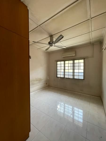 2-storey Terraced House for Sale in Sungai Buloh (Selangor) - Bill Lim - Bedroom - PropertyGuru.com.my