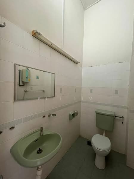 2-storey Terraced House for Sale in Sungai Buloh (Selangor) - Bill Lim - Bathroom - PropertyGuru.com.my