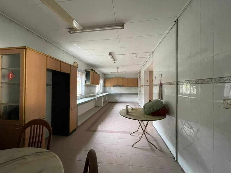 Rumah Banglo untuk Dijual di Saujana Akasia (Sungai Buloh) - Bill Lim - Kitchen - PropertyGuru.com.my