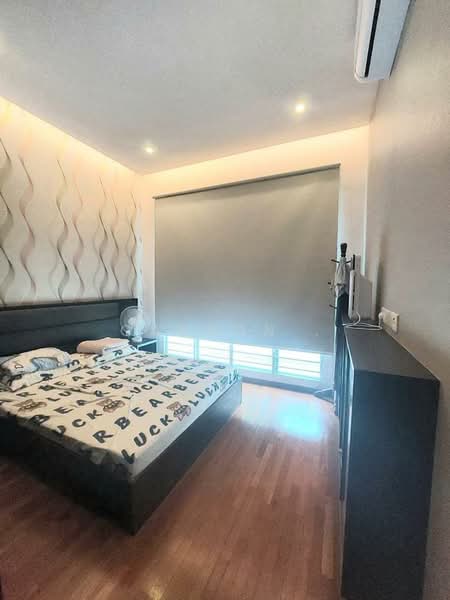 Service Residence for Sale at Crescent Bay Suites (Teluk Bayu) - Carson . - Bedroom - PropertyGuru.com.my