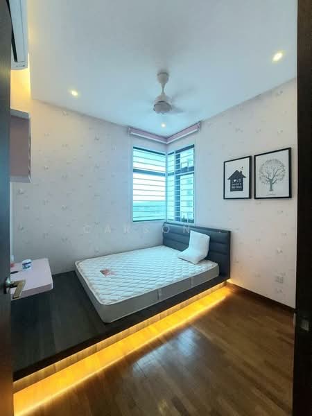 Service Residence for Sale at Crescent Bay Suites (Teluk Bayu) - Carson . - Bedroom - PropertyGuru.com.my