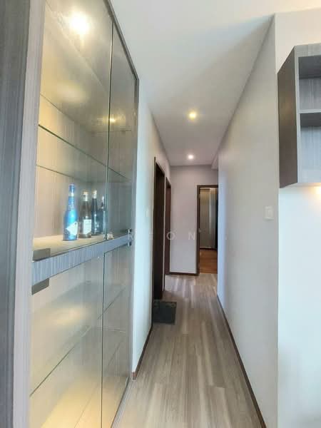 Service Residence for Sale at Crescent Bay Suites (Teluk Bayu) - Carson . - Corridor - PropertyGuru.com.my