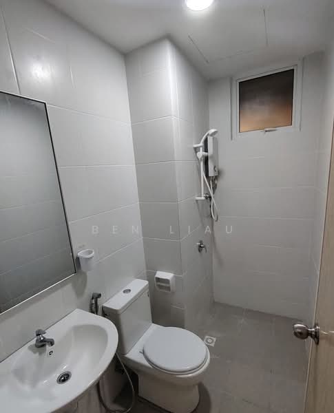 Kondominium untuk Disewa di Ideal Residency - Ben Liau - Bathroom - PropertyGuru.com.my