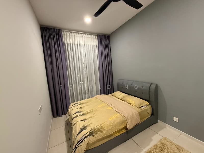 Kondominium untuk Disewa di Queens Residences Q1 @ Queens Waterfront - Ronald Ng - Bedroom - PropertyGuru.com.my