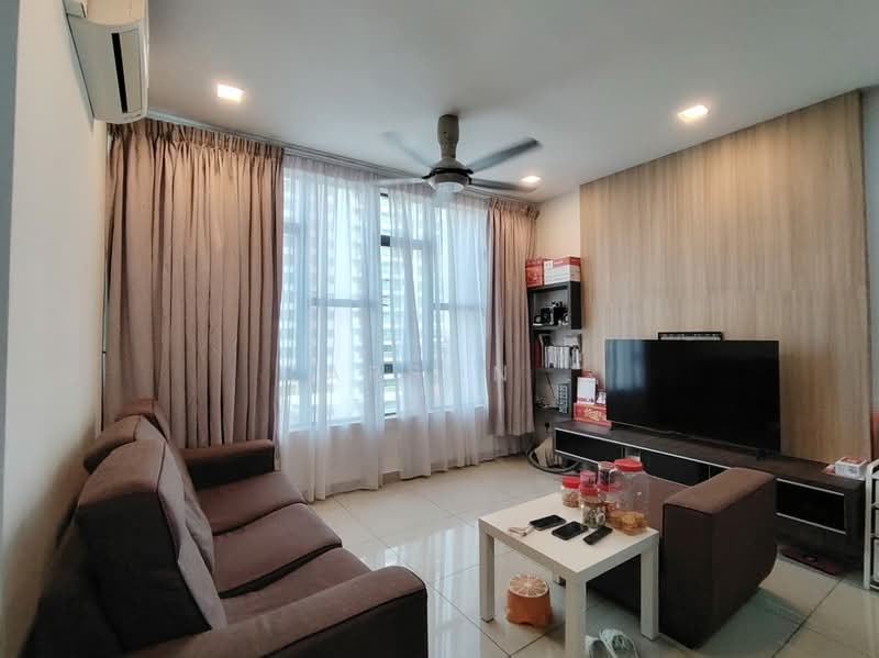 Apartment for Sale at Austin Regency (Pangsapuri Austin Perdana) - Carson . - Living Room - PropertyGuru.com.my