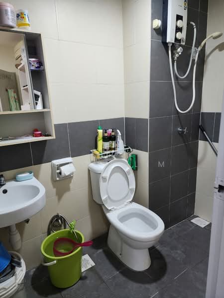 Condominium for Sale at Seri Puteri - Geoff Lim - Bathroom - PropertyGuru.com.my