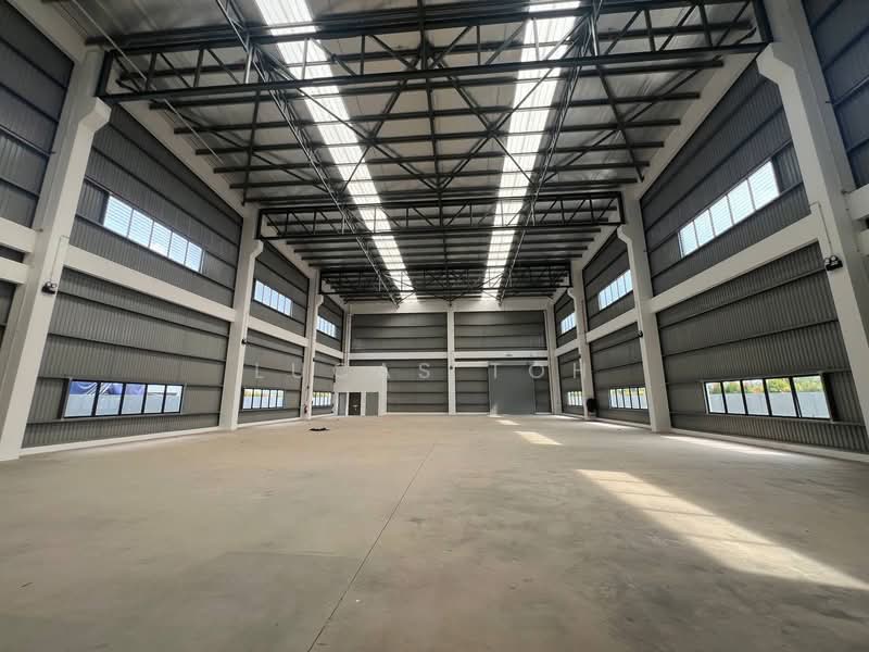 Warehouse for Rent in Sungai Buloh (Selangor) - Lucas Toh - Interior - PropertyGuru.com.my