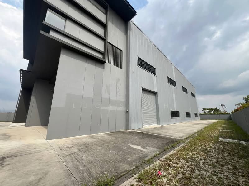 Warehouse for Rent in Sungai Buloh (Selangor) - Lucas Toh - Exterior - PropertyGuru.com.my