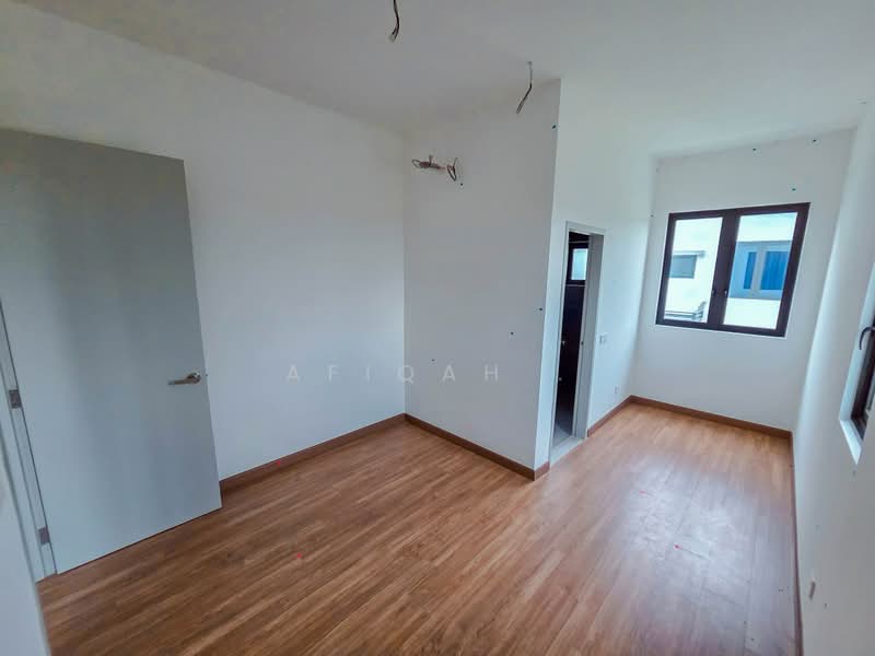 Semi-Detached House for Sale in Cyber 10 (Cyberjaya) - Afiqah . - Interior - PropertyGuru.com.my