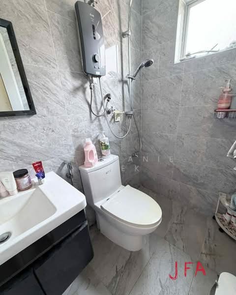 2-storey Terraced House for Sale in Klang (Selangor) - Stephanie Quek - Bathroom - PropertyGuru.com.my