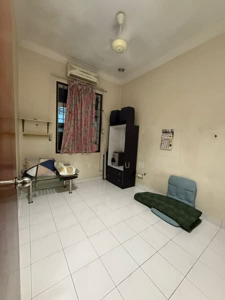 1-storey Terraced House for Sale in Taman Gaya (Ulu Tiram) - Ray Tung - Interior - PropertyGuru.com.my