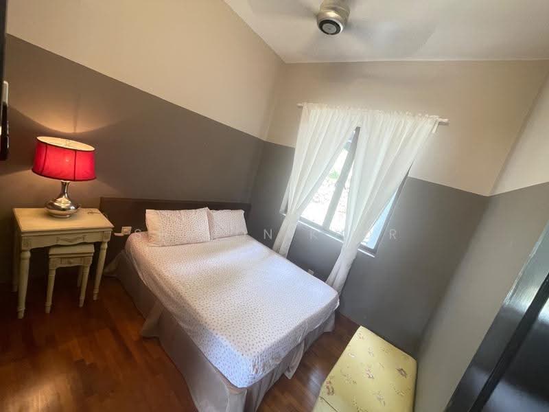 Bungalow House for Rent in Batu Ferringhi (Penang) - Sharon Khor - Bedroom - PropertyGuru.com.my