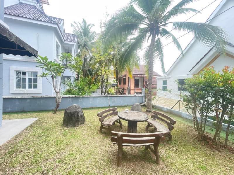 Bungalow House for Rent in Batu Ferringhi (Penang) - Sharon Khor - Exterior - PropertyGuru.com.my