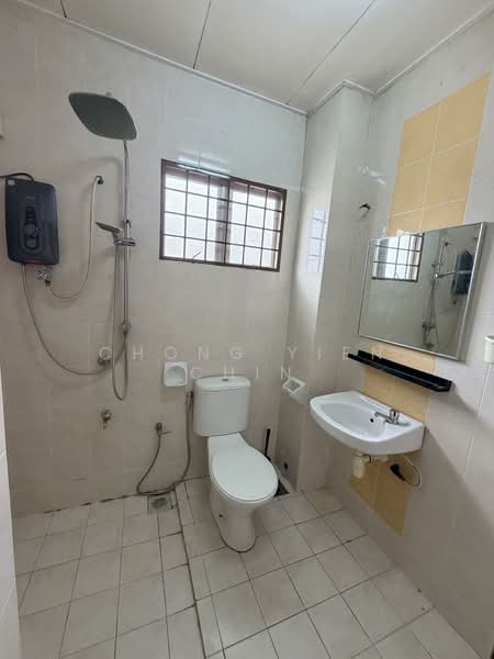 2-storey Terraced House for Sale in Denai Alam (Shah Alam) - Chong Yien Chin - Bathroom - PropertyGuru.com.my