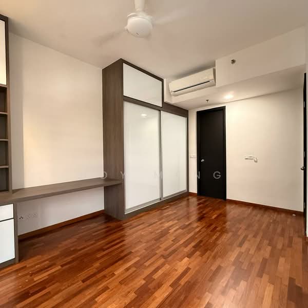 Servis Apartment untuk Dijual di The Tamarind - Hoy Meng - Bedroom - PropertyGuru.com.my