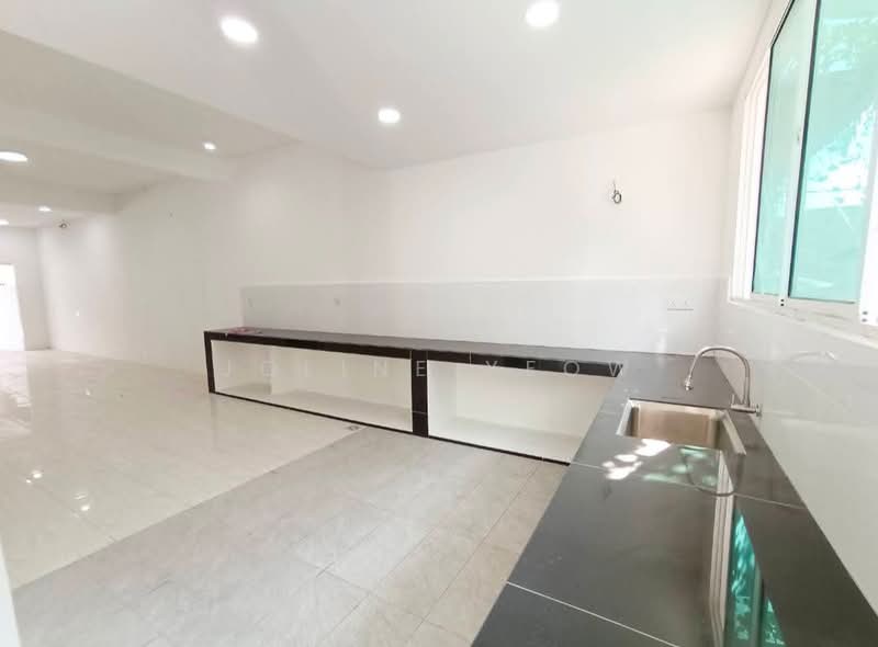 Rumah Teres 3 Tingkat untuk Dijual di Panorama Lapangan Perdana (Ipoh) - Joline YEOW - Kitchen - PropertyGuru.com.my