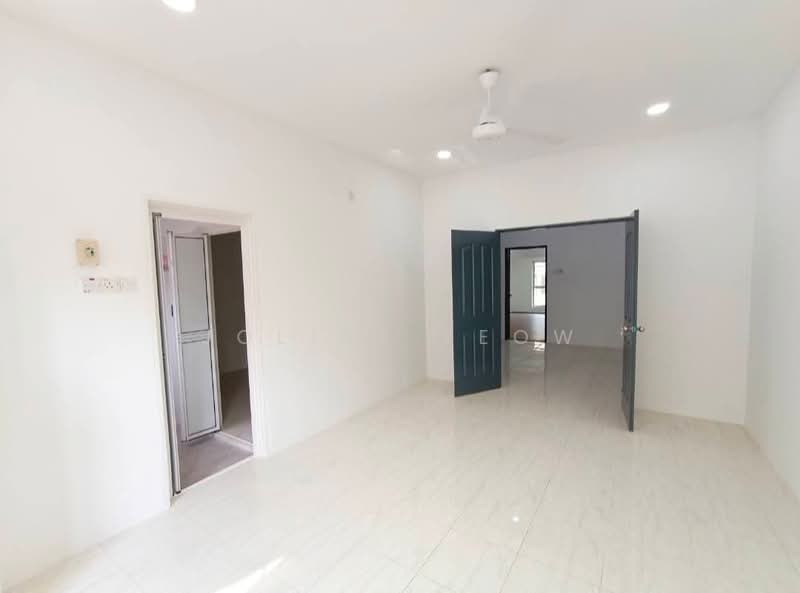 Rumah Teres 3 Tingkat untuk Dijual di Panorama Lapangan Perdana (Ipoh) - Joline YEOW - Living Room - PropertyGuru.com.my