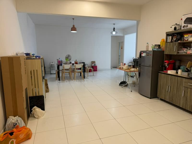 Kondominium untuk Disewa di Elit Heights @ Bayan City - Ronald Ng - Living Room - PropertyGuru.com.my