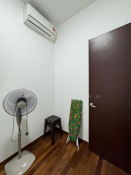 Condominium for Rent at Queens Residences Q2 @ Queens Waterfront - Eric Cheah - Interior - PropertyGuru.com.my