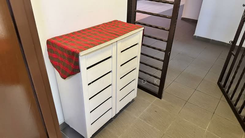 Servis Apartment untuk Disewa di Pangsapuri Tanah Emas (Golden Sands) - Jin Teok - Entrance - PropertyGuru.com.my