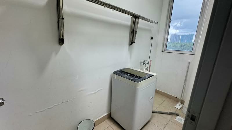 Servis Apartment untuk Disewa di Pangsapuri Tanah Emas (Golden Sands) - Jin Teok - Balcony - PropertyGuru.com.my