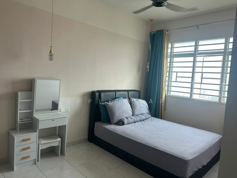 Apartment for Rent at The Rise Collection 3 - Apple Yeap - Bedroom - PropertyGuru.com.my