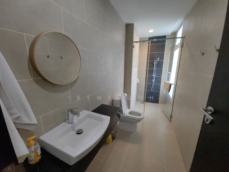 Kondominium untuk Disewa di Gurney Paragon - Irene Goh - Bathroom - PropertyGuru.com.my