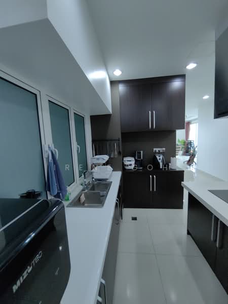 Kondominium untuk Disewa di Gurney Paragon - Irene Goh - Kitchen - PropertyGuru.com.my