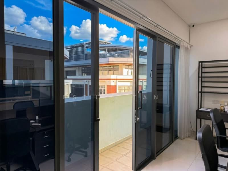 Office for Rent in Desa Parkcity (Kuala Lumpur) - Esther Tan - Balcony - PropertyGuru.com.my
