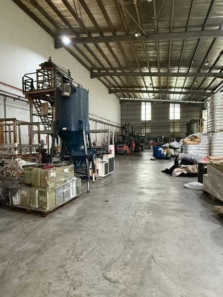 Semi-D Factory for Sale in Ulu Tiram (Johor) - Surviene Lee - Interior - PropertyGuru.com.my