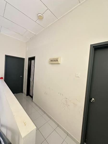 2-storey Terraced House for Sale in Taman Nusa Sentral (Iskandar Puteri (Nusajaya)) - Eric Lee - Corridor - PropertyGuru.com.my