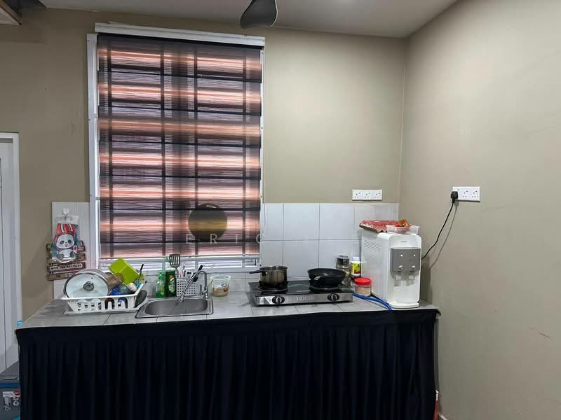 2-storey Terraced House for Sale in Taman Nusa Sentral (Iskandar Puteri (Nusajaya)) - Eric Lee - Kitchen - PropertyGuru.com.my