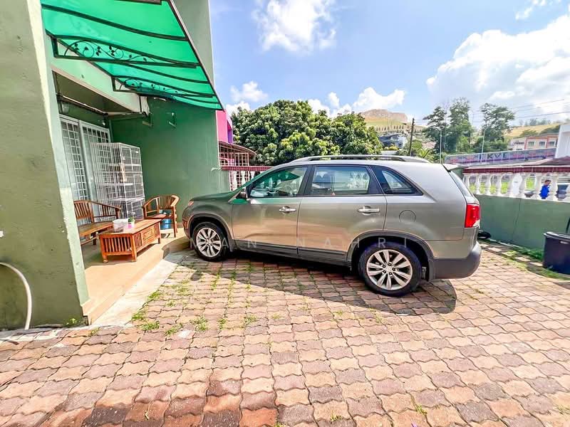 2-storey Terraced House for Sale in Taman Kelab Ukay (Ulu Kelang) - Ilman Nahri - Exterior - PropertyGuru.com.my
