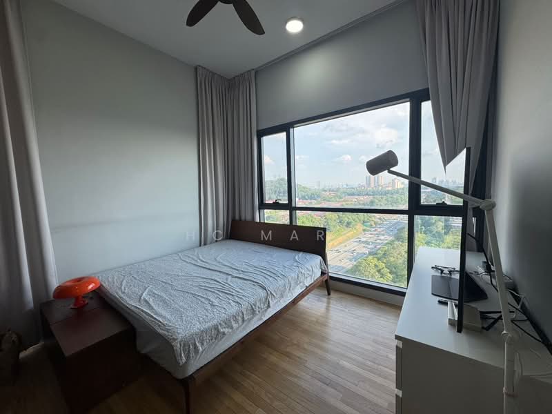 Servis Apartment untuk Disewa di Dianthus @ Tropicana Gardens - HC Mark - Bedroom - PropertyGuru.com.my