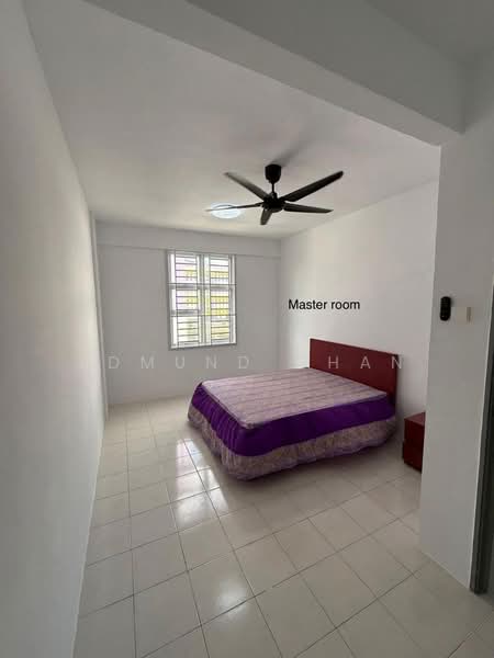 Pangsapuri untuk Disewa di Taman Pulai Mutiara 2: Phase A3A - A3C - Edmund Chan - Master Bedroom - PropertyGuru.com.my