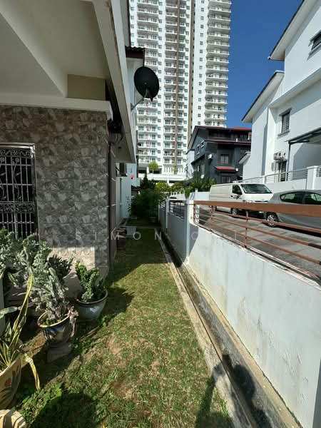 2.5-storey Terraced House for Sale in Setia Pearl Island (Bayan Lepas) - Simon Ooi - Exterior - PropertyGuru.com.my