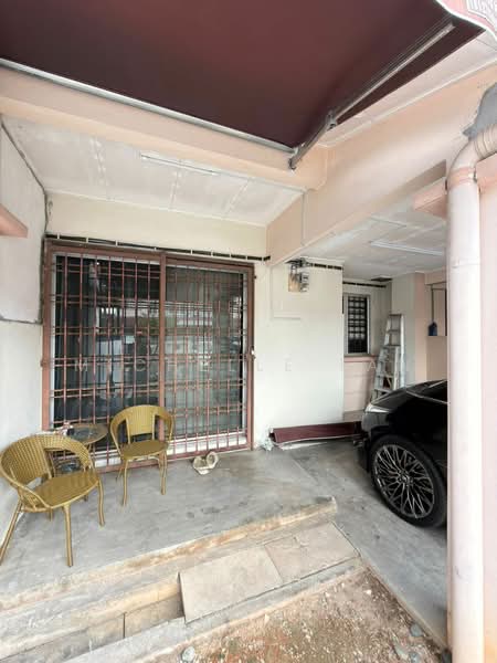 2-storey Terraced House for Sale in TAMAN PUCHONG UTAMA (Puchong) - Michelle Tan - Exterior - PropertyGuru.com.my