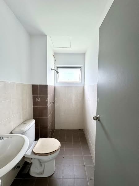 Kondominium untuk Dijual di Suria Jelatek - Masnizah Arifin - Bathroom - PropertyGuru.com.my